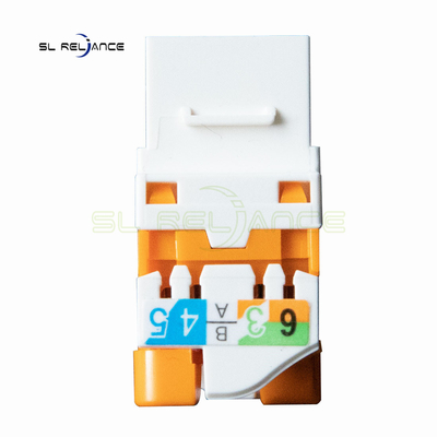 CER ROHS UTP Cat6a Trapezfehlerkoppler drehen kurzes Trapezfehlerverbindungsstück Rj45
